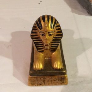 Sphinx/style treasure box alabastrite
